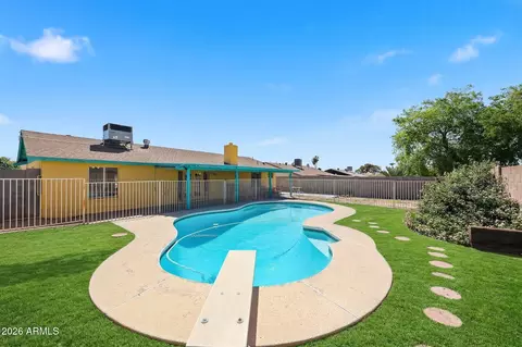 3916 W Wood Dr, Phoenix, AZ 85029
