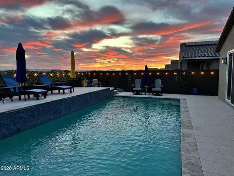 4264 W Suncup Dr, San Tan Valley, AZ 85142
