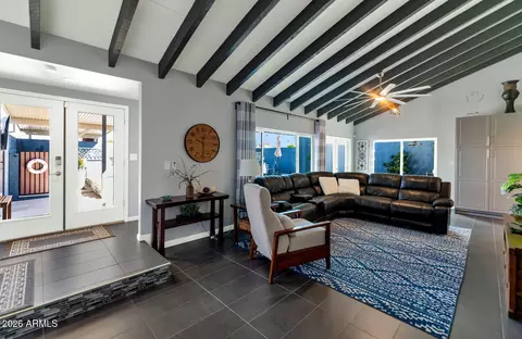 Living - 2041 E Alameda Dr, Tempe, AZ 85282 photo 2 of 5