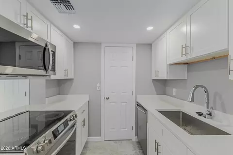 Kitchen - 4733 E Belleview St, Phoenix, AZ 85008 photo 1 of 1