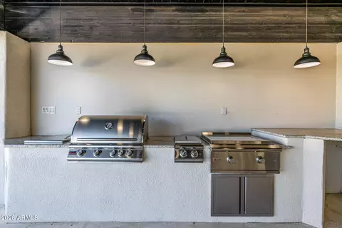 Kitchen - 6157 E Broadway Ave, Apache Junction, AZ 85119 photo 6 of 6