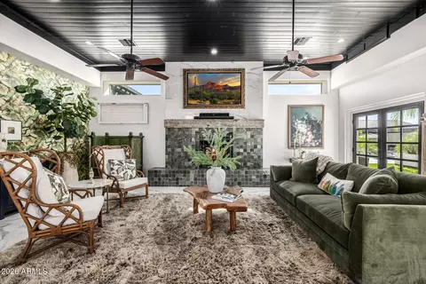 Living - 6157 E Broadway Ave, Apache Junction, AZ 85119 photo 1 of 4