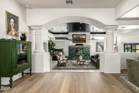 Entry Way - 6157 E Broadway Ave, Apache Junction, AZ 85119 photo 4 of 6