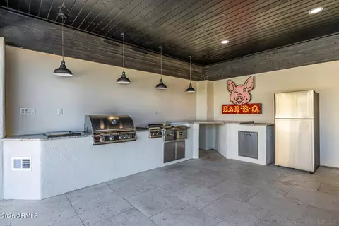 Kitchen - 6157 E Broadway Ave, Apache Junction, AZ 85119 photo 5 of 6