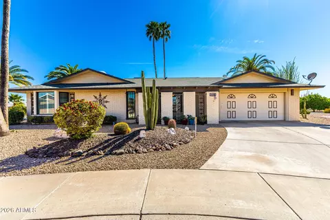 21002 N Palm Desert Dr, Sun City West, AZ 85375