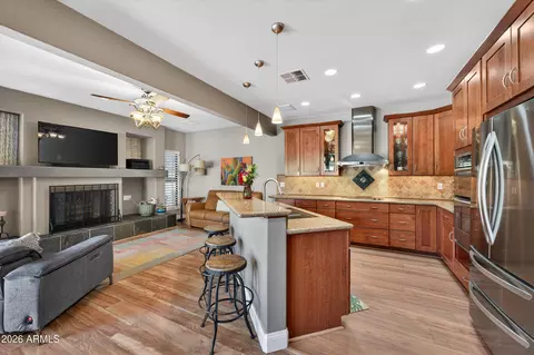Kitchen - 1539 E Winged Foot Rd, Phoenix, AZ 85022 photo 1 of 7