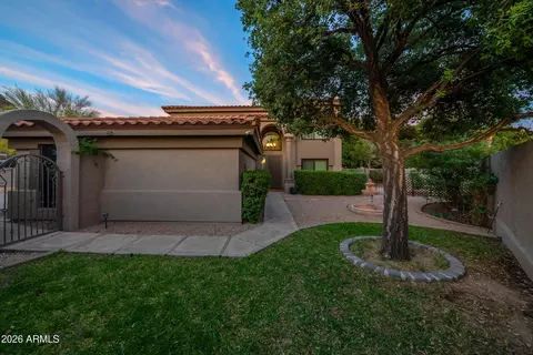 Exterior - 1539 E Winged Foot Rd, Phoenix, AZ 85022 photo 7 of 21