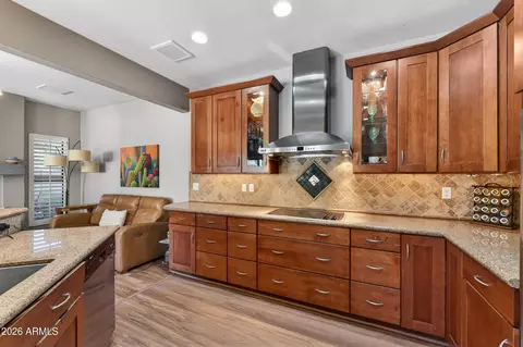 Kitchen - 1539 E Winged Foot Rd, Phoenix, AZ 85022 photo 3 of 7