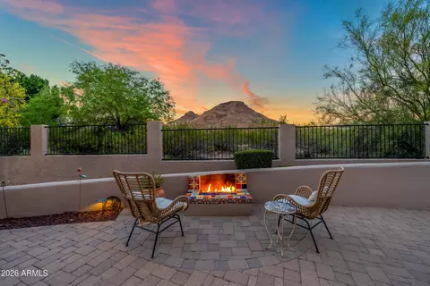 Exterior - 1539 E Winged Foot Rd, Phoenix, AZ 85022 photo 2 of 21