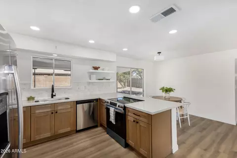 Kitchen - 6050 E Boise St, Mesa, AZ 85205 photo 4 of 5