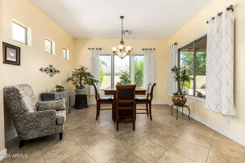 Dining - 1310 E Ibis St, Gilbert, AZ 85297 photo 2 of 4