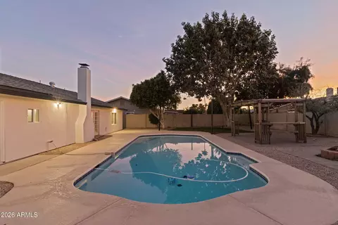 Exterior - 11830 S Eagleman Dr, Phoenix, AZ 85044 photo 3 of 12