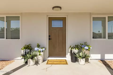 Exterior - 11830 S Eagleman Dr, Phoenix, AZ 85044 photo 7 of 12
