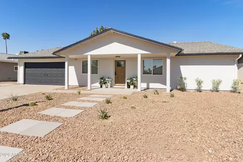 Exterior - 11830 S Eagleman Dr, Phoenix, AZ 85044 photo 5 of 12