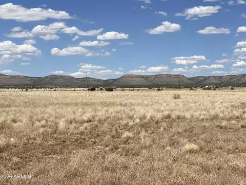 3259 W Onyx Rd #42, Paulden, AZ 86334