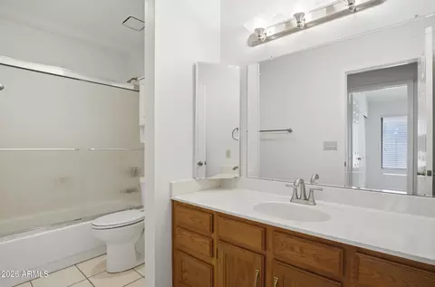 Bath - 37 E Greentree Dr, Tempe, AZ 85284 photo 4 of 4