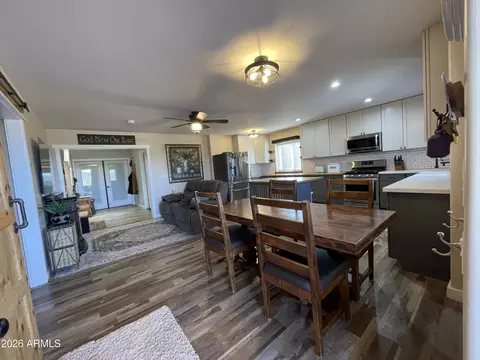 7502 Daisy Dr, Williams, AZ 86046 photo 4
