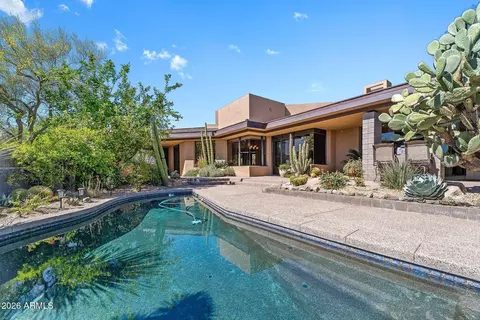 10675 E Fernwood Ln, Scottsdale, AZ 85262