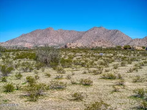 00 W Jaiden St #B4, Casa Grande, AZ 85194