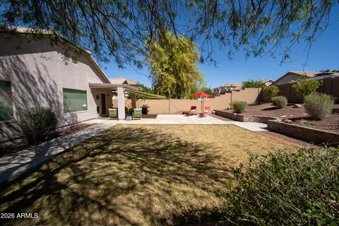 Exterior - 1717 E Beautiful Ln, Phoenix, AZ 85042 photo 4 of 5