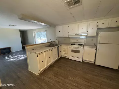 20581 E Prickly Pear Dr, Mayer, AZ 86333 photo 12