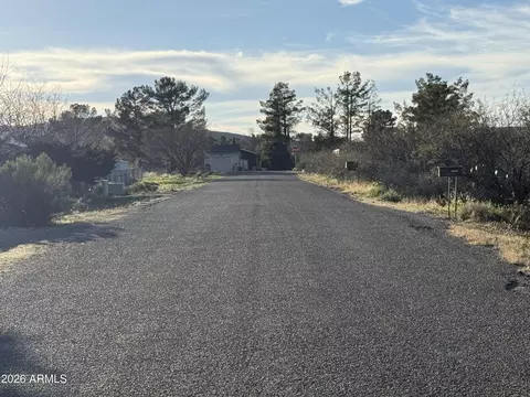 20581 E Prickly Pear Dr, Mayer, AZ 86333 photo 11