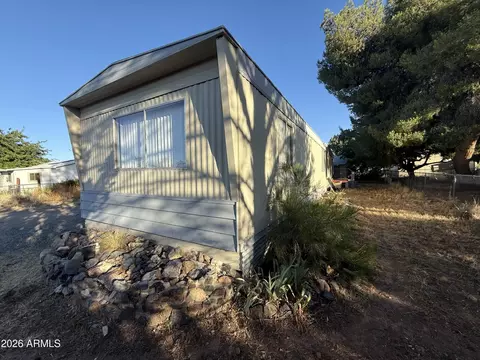 20581 E Prickly Pear Dr, Mayer, AZ 86333 photo 4