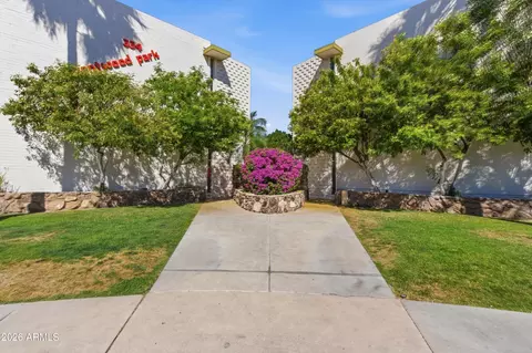 Exterior - 334 W Medlock Dr #C201, Phoenix, AZ 85013 photo 5 of 7