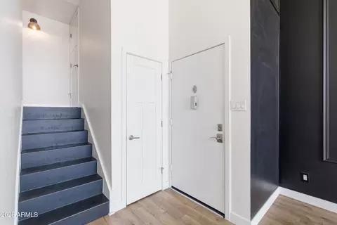 Entry Way - 334 W Medlock Dr #C201, Phoenix, AZ 85013 photo 1 of 1