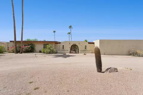 5820 N 37th St, Paradise Valley, AZ 85253