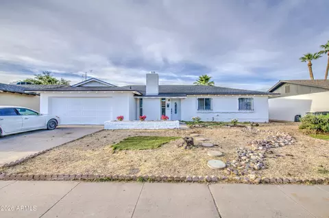 2614 W Aster Dr, Phoenix, AZ 85029