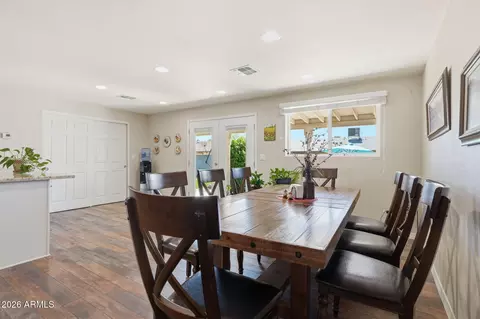 Dining - 3765 E Pershing Ave, Phoenix, AZ 85032 photo 3 of 4