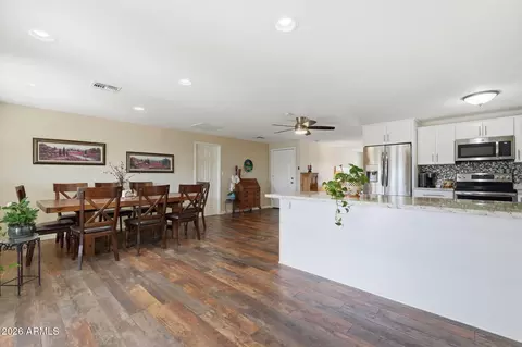 Dining - 3765 E Pershing Ave, Phoenix, AZ 85032 photo 4 of 4