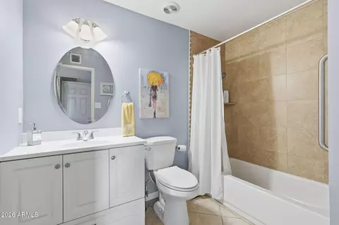 Bath - 3765 E Pershing Ave, Phoenix, AZ 85032 photo 3 of 3