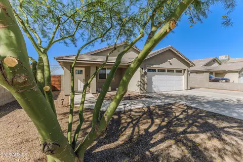 Exterior - 2730 E Broadway Rd, Phoenix, AZ 85040 photo 2 of 8