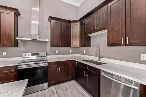 Kitchen - 2730 E Broadway Rd, Phoenix, AZ 85040 photo 4 of 4