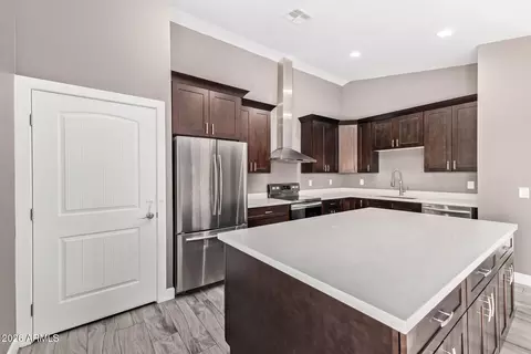 Kitchen - 2730 E Broadway Rd, Phoenix, AZ 85040 photo 2 of 4