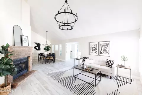 720 N Hazelton Dr, Chandler, AZ 85226