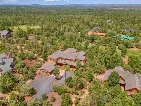 910 S Barberry Ln, Show Low, AZ 85901