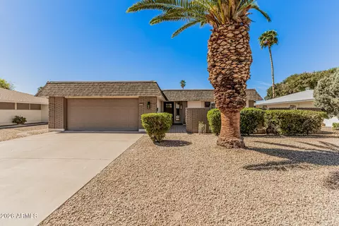 10914 W Saratoga Cir, Sun City, AZ 85351