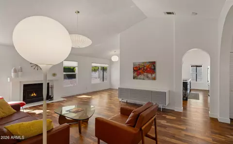 Living - 10040 S 47th St, Phoenix, AZ 85044 photo 3 of 4
