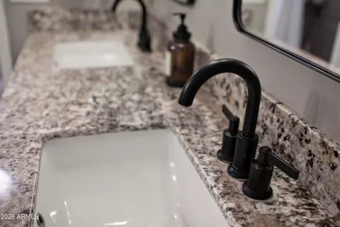 Bath - 1217 E Watson Dr, Tempe, AZ 85283 photo 8 of 9