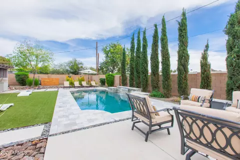 Exterior - 5541 E Cheery Lynn Rd, Phoenix, AZ 85018 photo 22 of 25