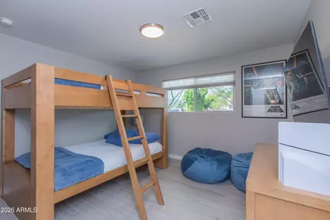 Bedroom - 5541 E Cheery Lynn Rd, Phoenix, AZ 85018 photo 8 of 9