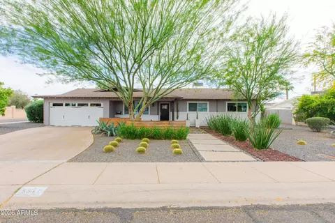 5541 E Cheery Lynn Rd, Phoenix, AZ 85018