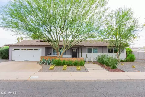 Exterior - 5541 E Cheery Lynn Rd, Phoenix, AZ 85018 photo 2 of 25