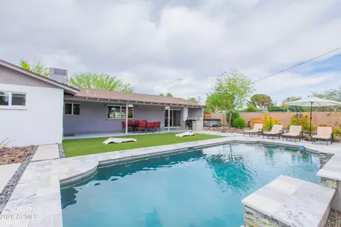 Exterior - 5541 E Cheery Lynn Rd, Phoenix, AZ 85018 photo 20 of 25