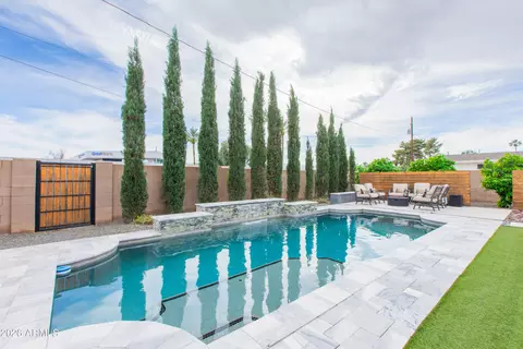 Exterior - 5541 E Cheery Lynn Rd, Phoenix, AZ 85018 photo 19 of 25