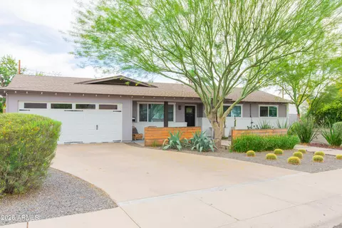 Exterior - 5541 E Cheery Lynn Rd, Phoenix, AZ 85018 photo 4 of 25