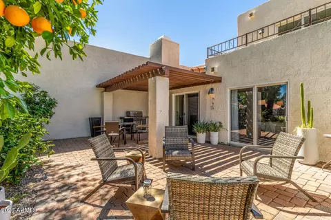 11629 N 40th Way, Phoenix, AZ 85028